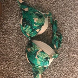 victoria’s secret push up swimsuit top 34C